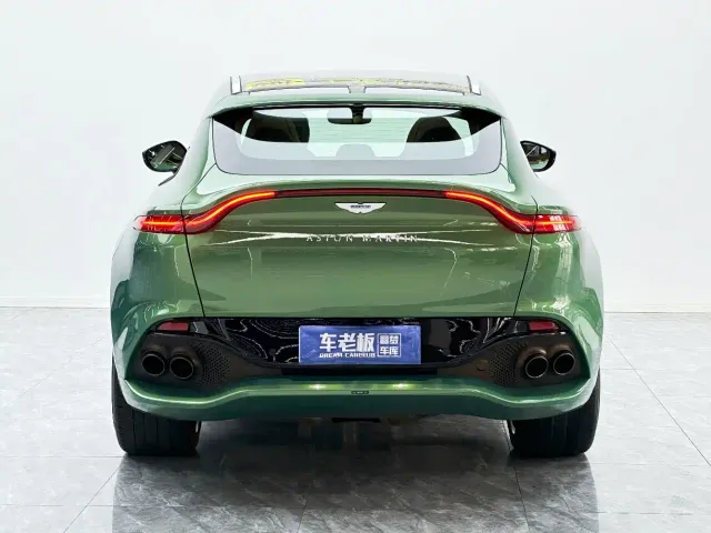 Aston Martin DBX — Фото автомобиля 5