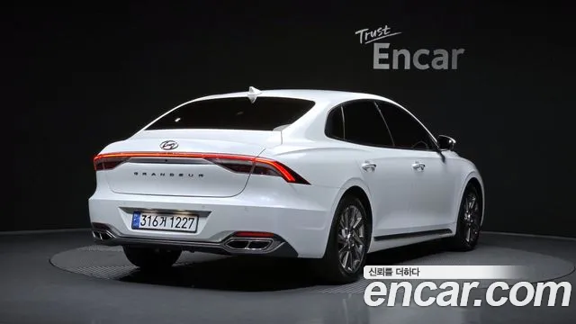 Hyundai Grandeur (New) Hybrid — Фото автомобиля 2