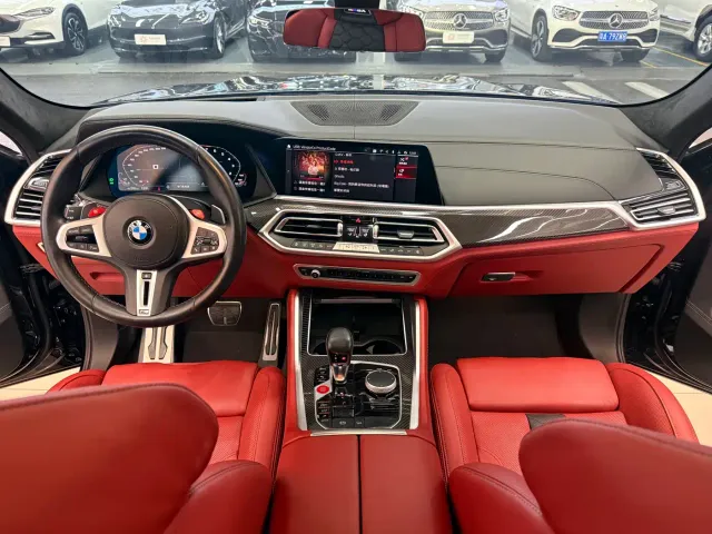 BMW X6 M — Фото автомобиля 11