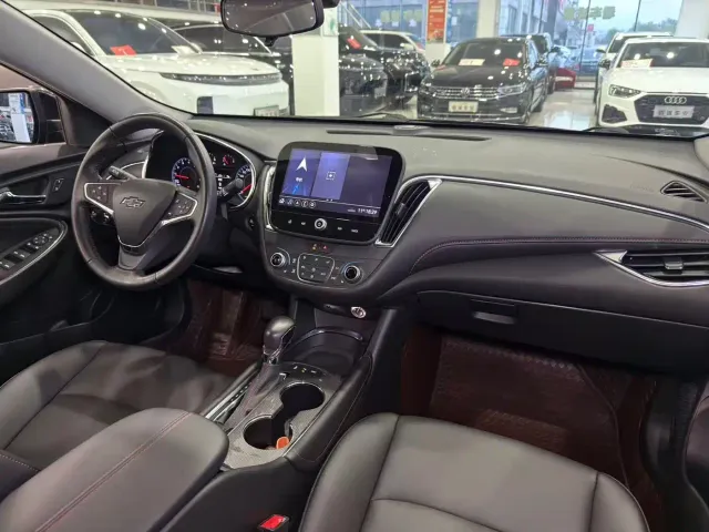 Chevrolet Malibu XL — Фото автомобиля 12
