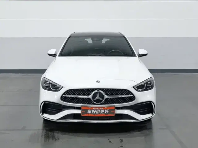 Mercedes-Benz C-Class — Фото автомобиля 3