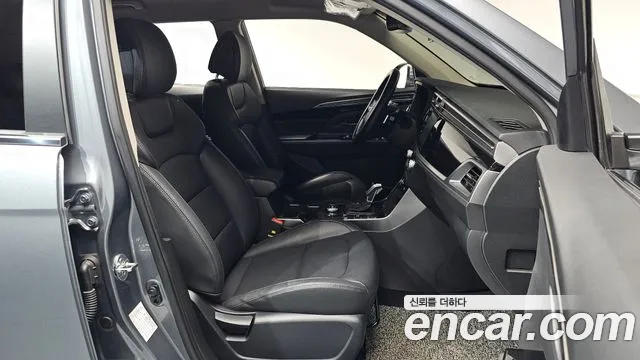 KGM Korando Beautiful — Фото автомобиля 16