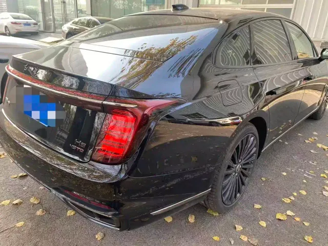 Hongqi H9 — Фото автомобиля 6