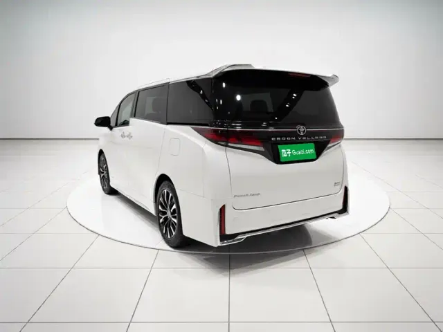 Toyota Vellfire — Фото автомобиля 24
