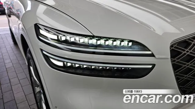 Genesis GV70 2.5T Бензин 2WD — Фото автомобиля 19