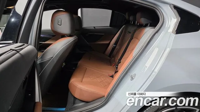 BMW 5-Series 5 серия (G60) 530i xDrive M Sport — Фото автомобиля 12