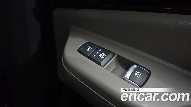 Kia Carnival — Фото автомобиля 29