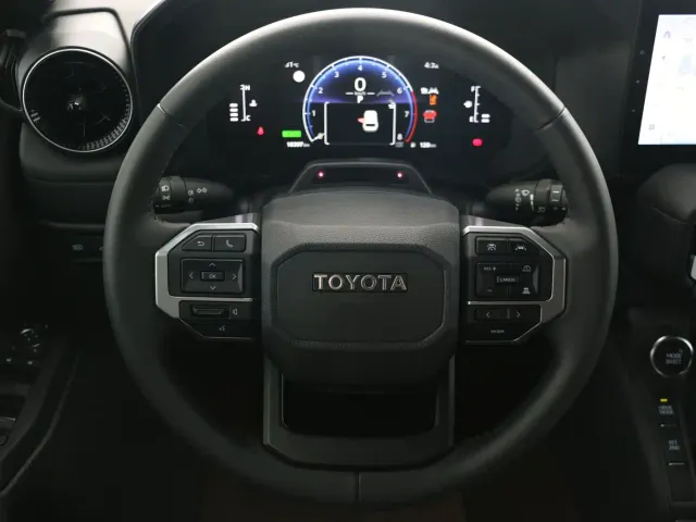 Toyota Prado — Фото автомобиля 5