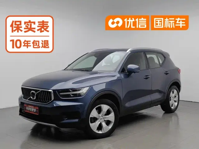 Фотография автомобиля — Volvo XC40