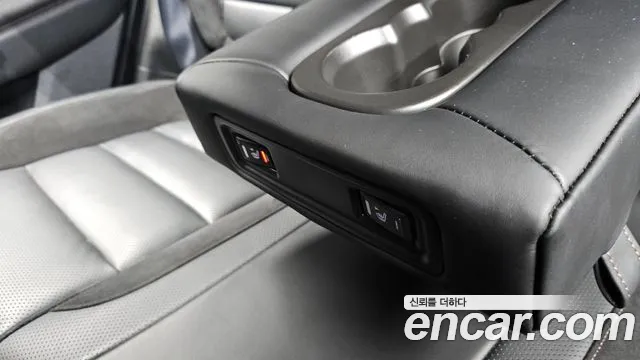 Renault-KoreaSamsung QM6 Новый QM6 2.0 GDe Première 2WD — Фото автомобиля 16