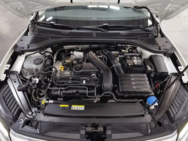 Volkswagen Sagitar — Фото автомобиля 6
