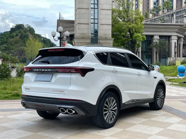 Jetour X70 Plus — Фото автомобиля 9