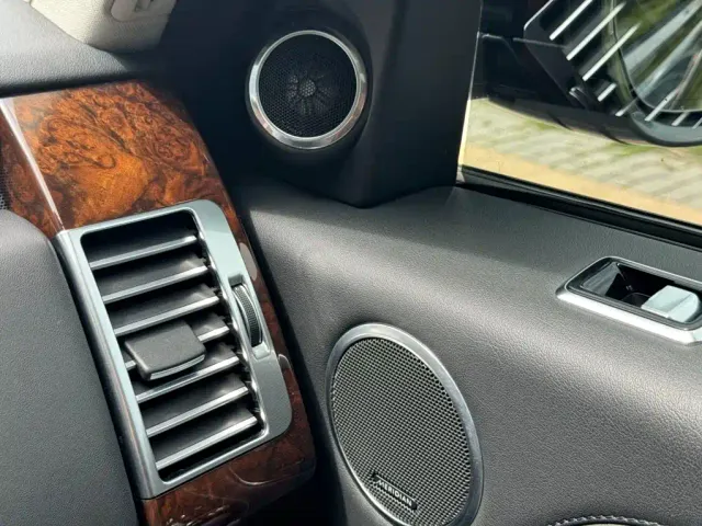 Land Rover Range Rover — Фото автомобиля 19