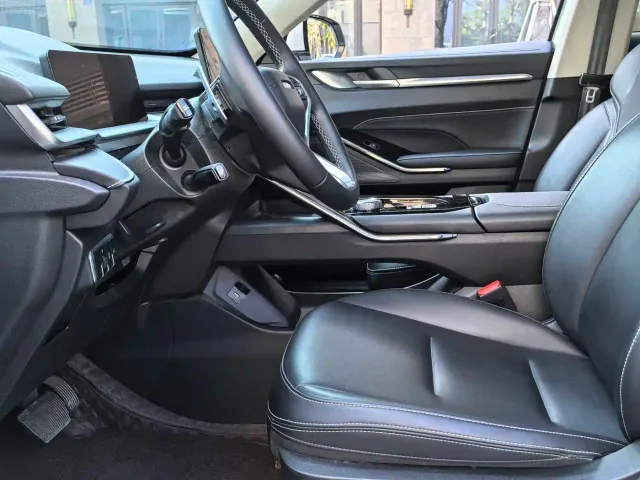 Haval H6 — Фото автомобиля 9