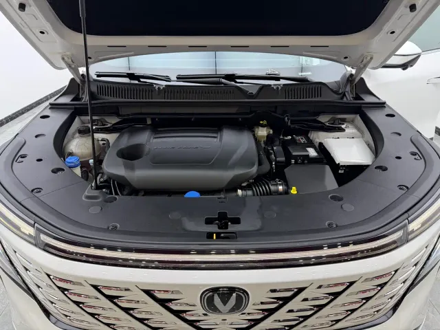 Changan CS75 Plus — Фото автомобиля 5