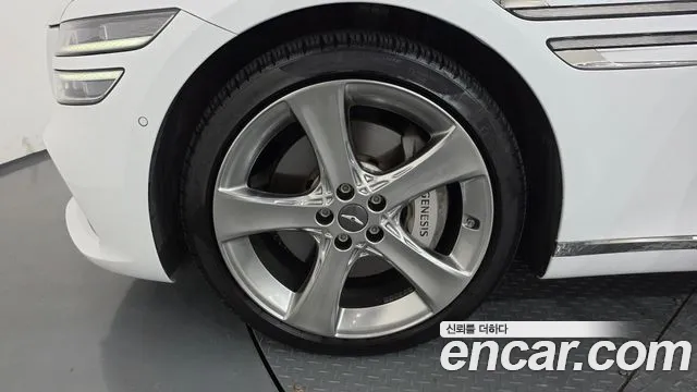 Genesis G80 Бензин 2.5 турбо AWD — Фото автомобиля 3