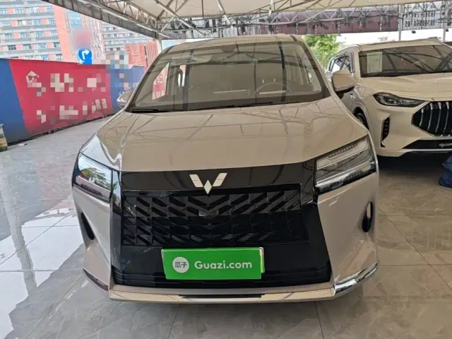 Wuling Starlight 730 — Фото автомобиля 2