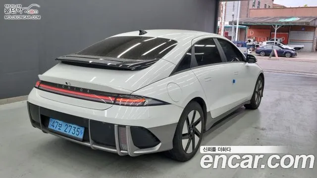 Hyundai Ioniq 6 — Фото автомобиля 2