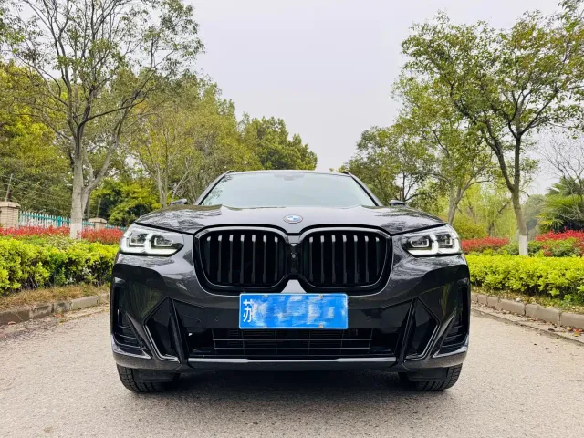 BMW X3 — Фото автомобиля 2