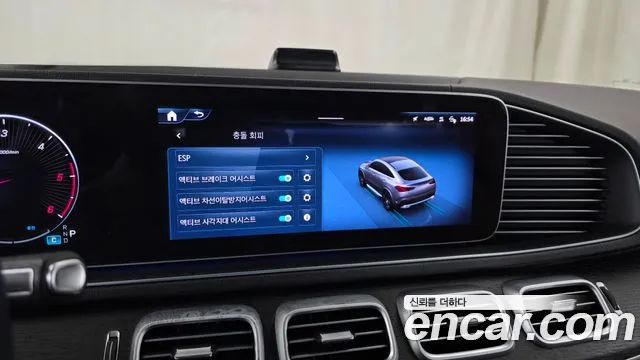 Mercedes-Benz GLE-Class — Фото автомобиля 12