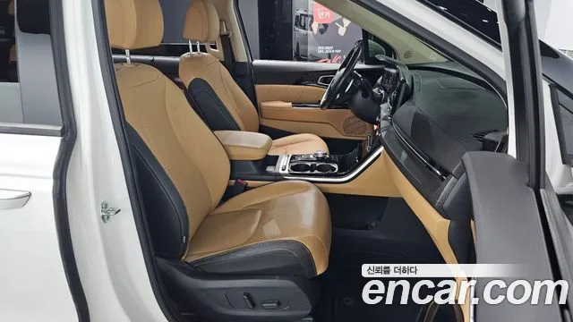 Kia Canival Carnival 4 поколение Дизель 9 мест Signature — Фото автомобиля 20