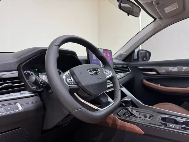 Geely Vision X6 — Фото автомобиля 12