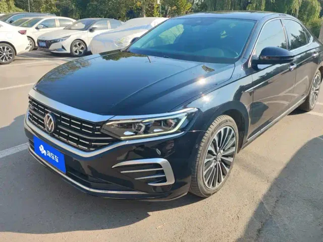 Фотография автомобиля — Volkswagen Passat