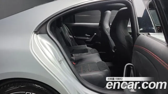 Mercedes-Benz CLA-Class — Фото автомобиля 12