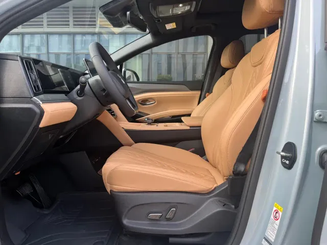 BYD Song L DM-i — Фото автомобиля 7