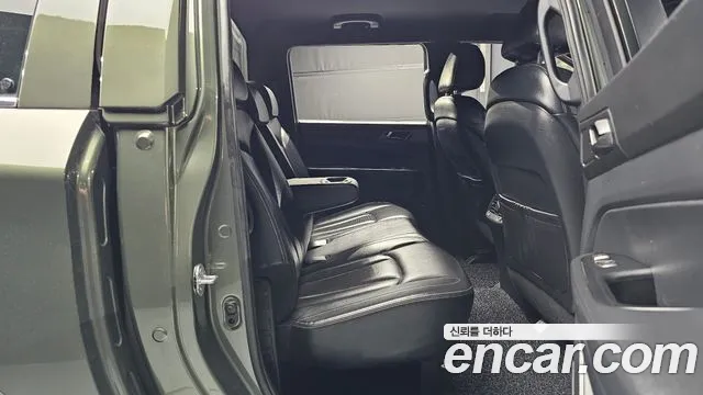 KG_Mobility_Ssangyong Rexton Новый Rexton Sport Khan Дизель 2.2 4WD — Фото автомобиля 11
