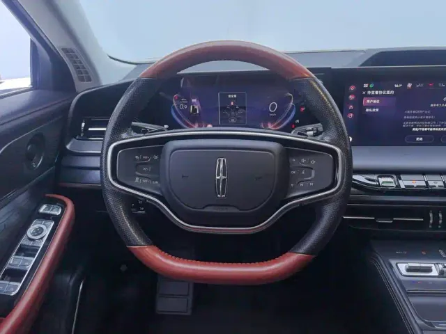 Lincoln Z — Фото автомобиля 15