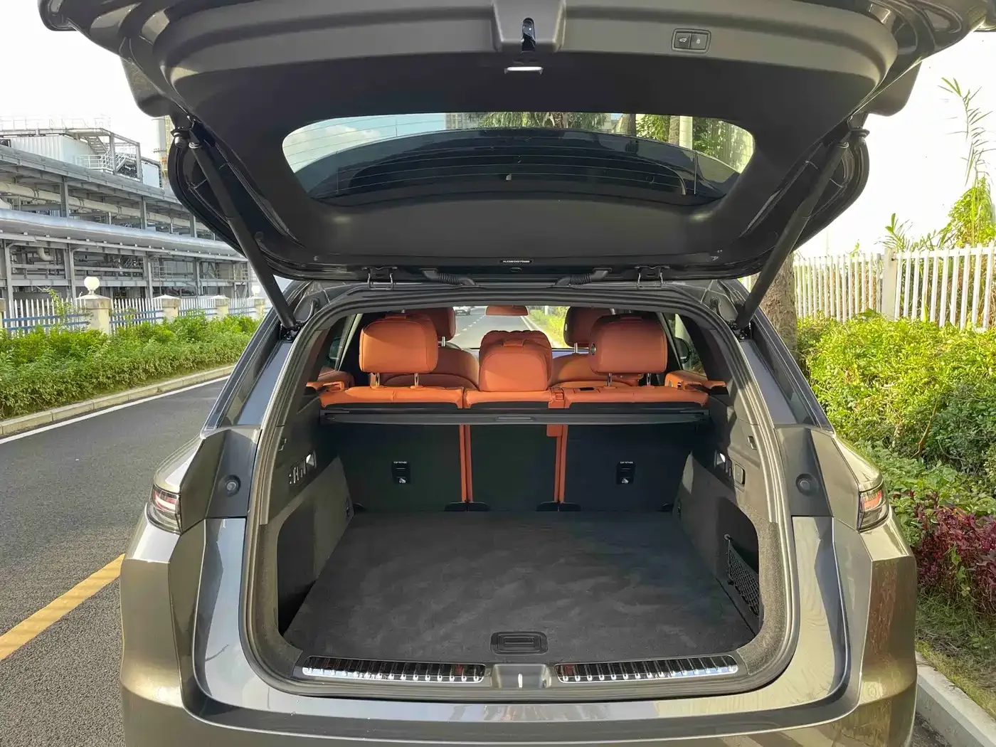 Li Auto Li Auto L7 2025 Max Smart Renewal Edition — Фото автомобиля 13