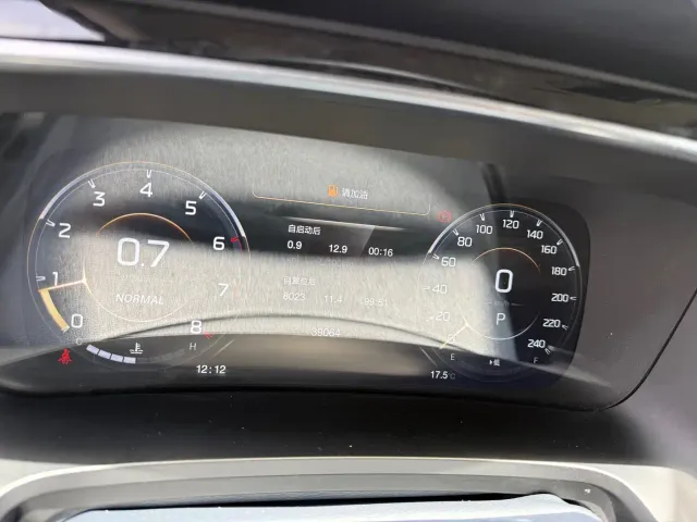 GAC Trumpchi M8 — Фото автомобиля 22