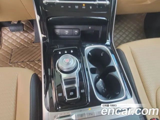 Kia Carnival — Фото автомобиля 15