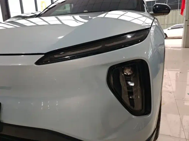 Nio ES6 — Фото автомобиля 23