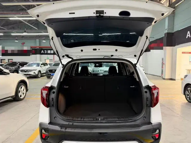 Kia Seltos — Фото автомобиля 16