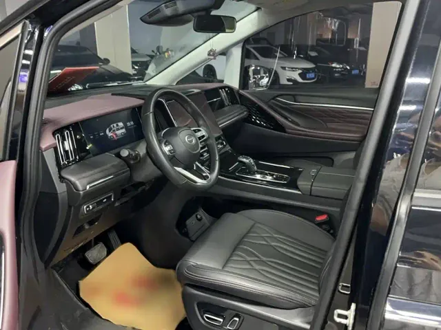 GAC Trumpchi M8 — Фото автомобиля 14