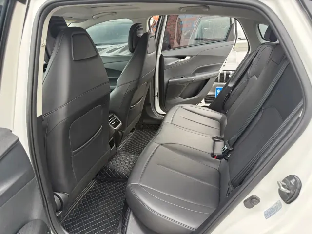 Changan Eado — Фото автомобиля 11