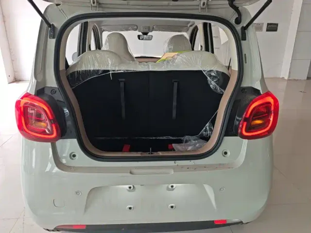Wuling Hongguang Mini EV — Фото автомобиля 18