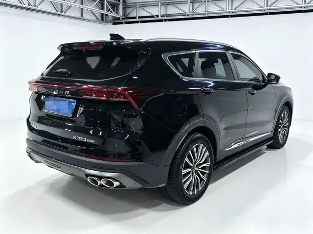 Jetour X70 Plus — Фото автомобиля 4