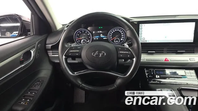 Hyundai Grandeur — Фото автомобиля 12