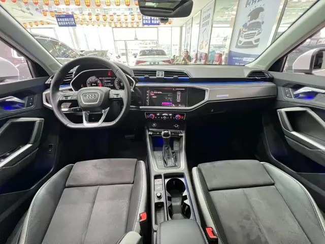 Audi Q3 — Фото автомобиля 8
