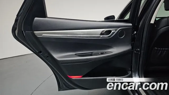 Hyundai Grandeur Новый Grandeur IG — Фото автомобиля 24