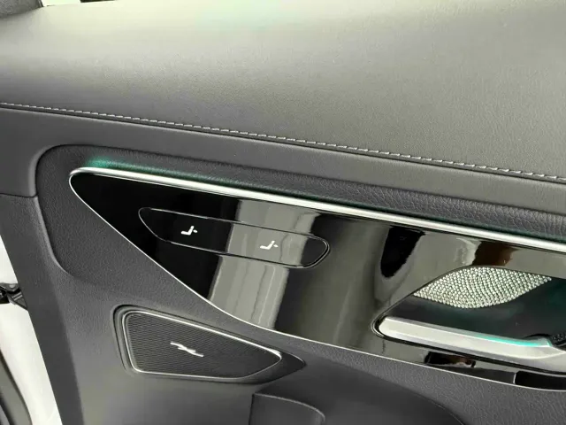 Mercedes-Benz C-Class — Фото автомобиля 14