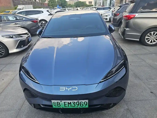 BYD Seal — Фото автомобиля 2
