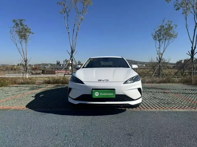 BYD Seal 05 DM-i — Фото автомобиля 2