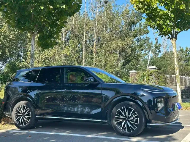 Changan Qiyuan Q07 — Фото автомобиля 3
