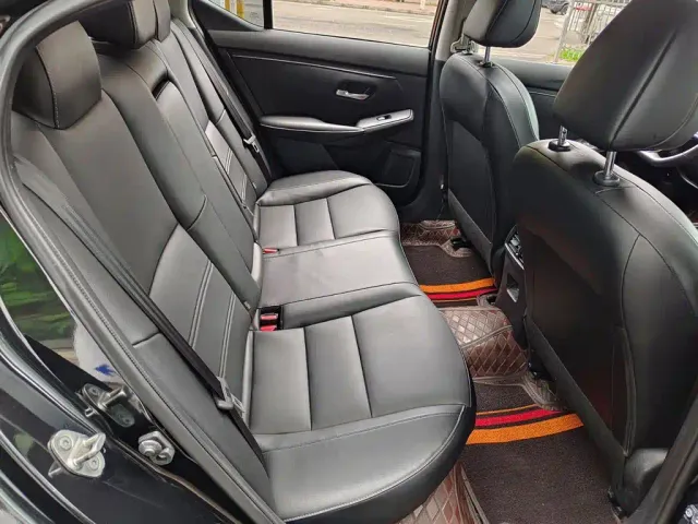 Nissan Sylphy — Фото автомобиля 11