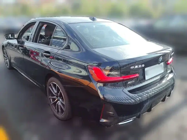 BMW 3 Series — Фото автомобиля 6