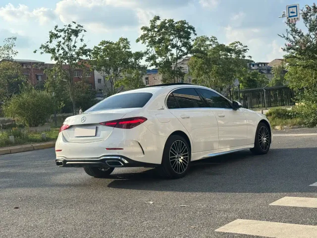 Mercedes-Benz C-Class — Фото автомобиля 14
